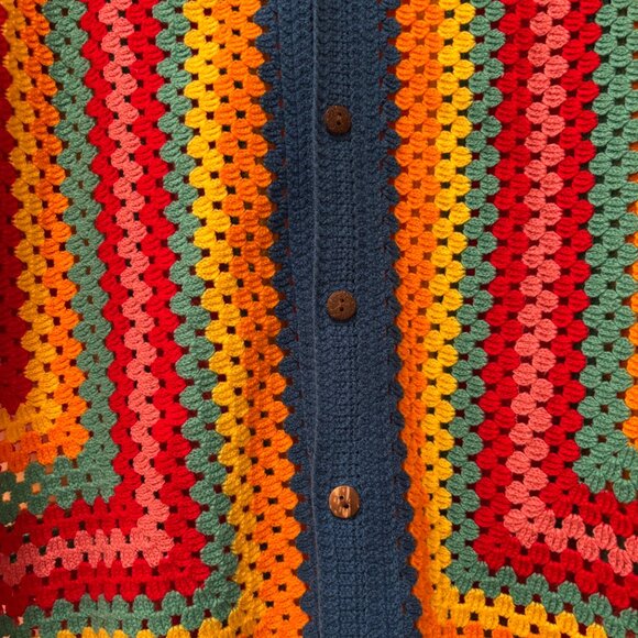 Women's Multi colored hand knit shortsleeved collared Cardigan - Picture 3 of 5